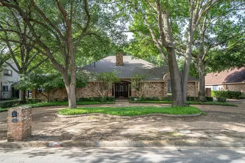 600 Farine Dr, Irving, TX 75062