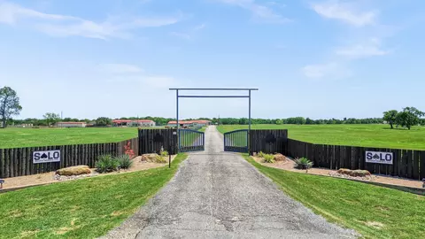 20910 Us Highway 377, Whitesboro, TX 76273