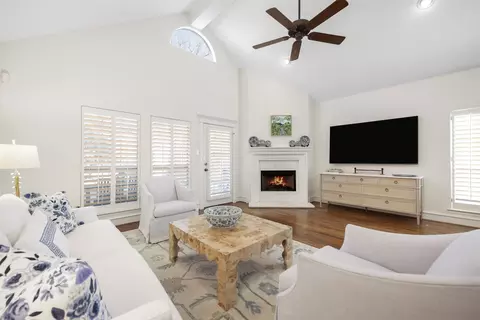 6137 Oram St, Dallas, TX 75214
