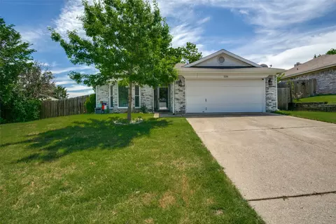226 Merlin Dr, Weatherford, TX 76086