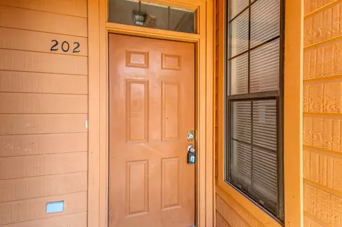 1305 W Villa Maria Rd #A202, Bryan, TX 77801