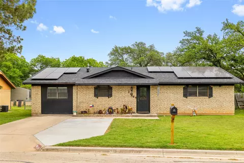 104 Bowie Cir, Brownwood, TX 76801