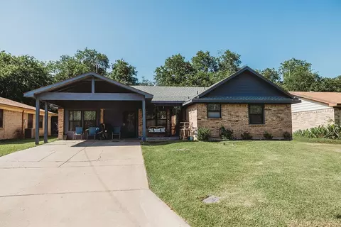 1313 E Turley St, Sherman, TX 75090