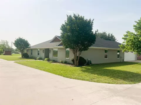 113 County Road 3198, Decatur, TX 76234