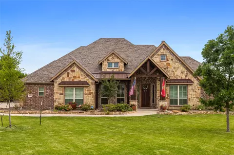 4100 Roberts Ln, Midlothian, TX 76065