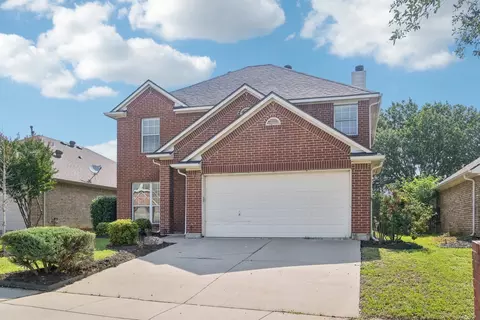 203 Sandpoint Dr, Mansfield, TX 76063