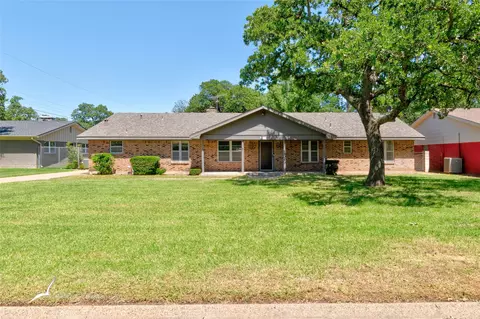 2306 Fran Cir, Clyde, TX 79510