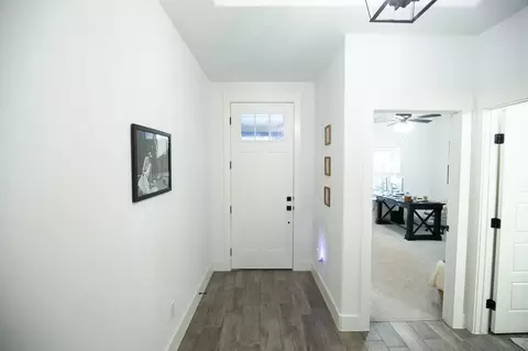 Entry Way - 100 E 3rd St, Tolar, TX 76476 photo 1 of 3