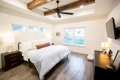 Bedroom - 100 E 3rd St, Tolar, TX 76476 photo 1 of 3