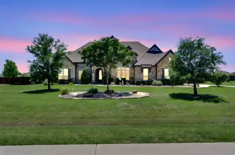 108 Shepherds Hill Rd, Waxahachie, TX 75165
