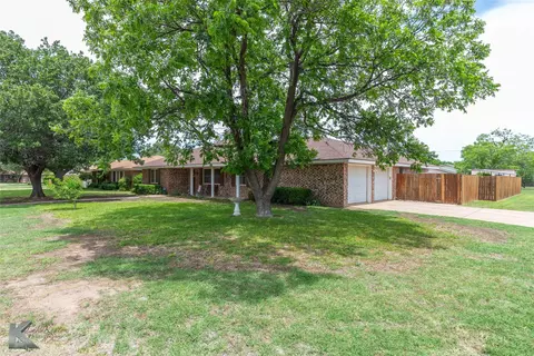 1001 Chriswood Dr, Abilene, TX 79601