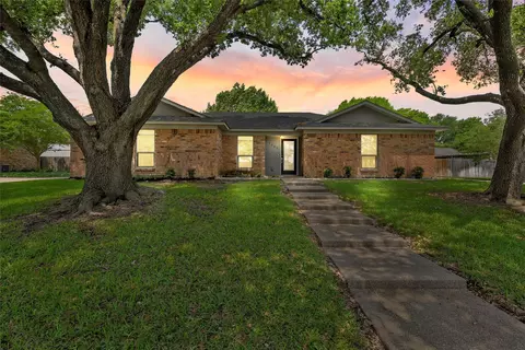 1063 Dendron Dr, Hewitt, TX 76643