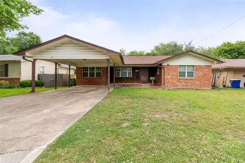 1019 Elm St, Hillsboro, TX 76645