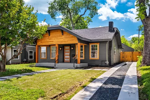 807 S Edgefield Ave, Dallas, TX 75208
