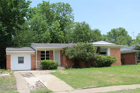 2609 Fenwick Dr, Dallas, TX 75228