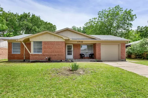 1710 W Hunt St, Sherman, TX 75092