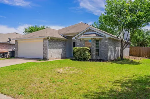121 Meadow Lark Ln, Anna, TX 75409