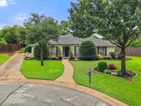 240 Highland Knl, Highland Village, TX 75077