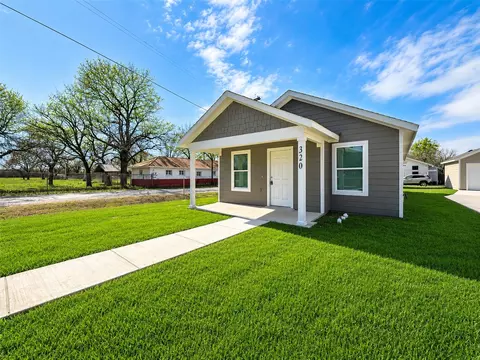 320 SW 14th, Mineral Wells, TX 76067