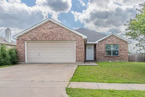 8110 Macgregor Dr, Arlington, TX 76002