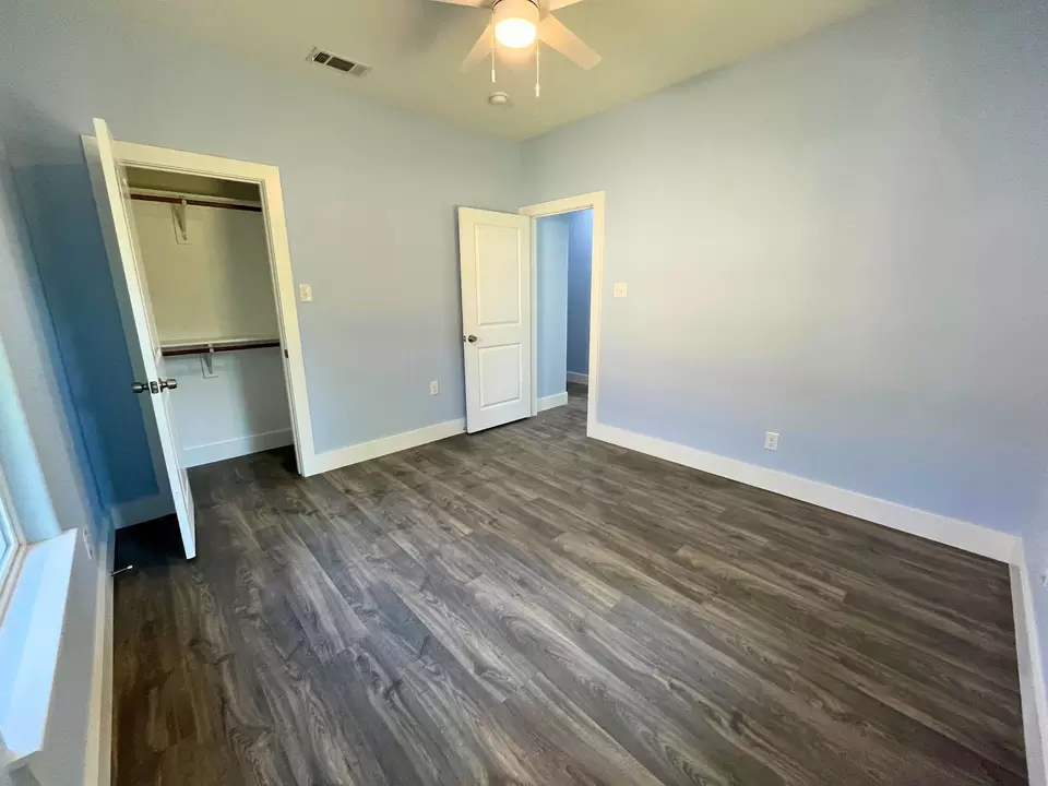 Bedroom - 1317 E Tucker St, Fort Worth, TX 76104 photo 3 of 6