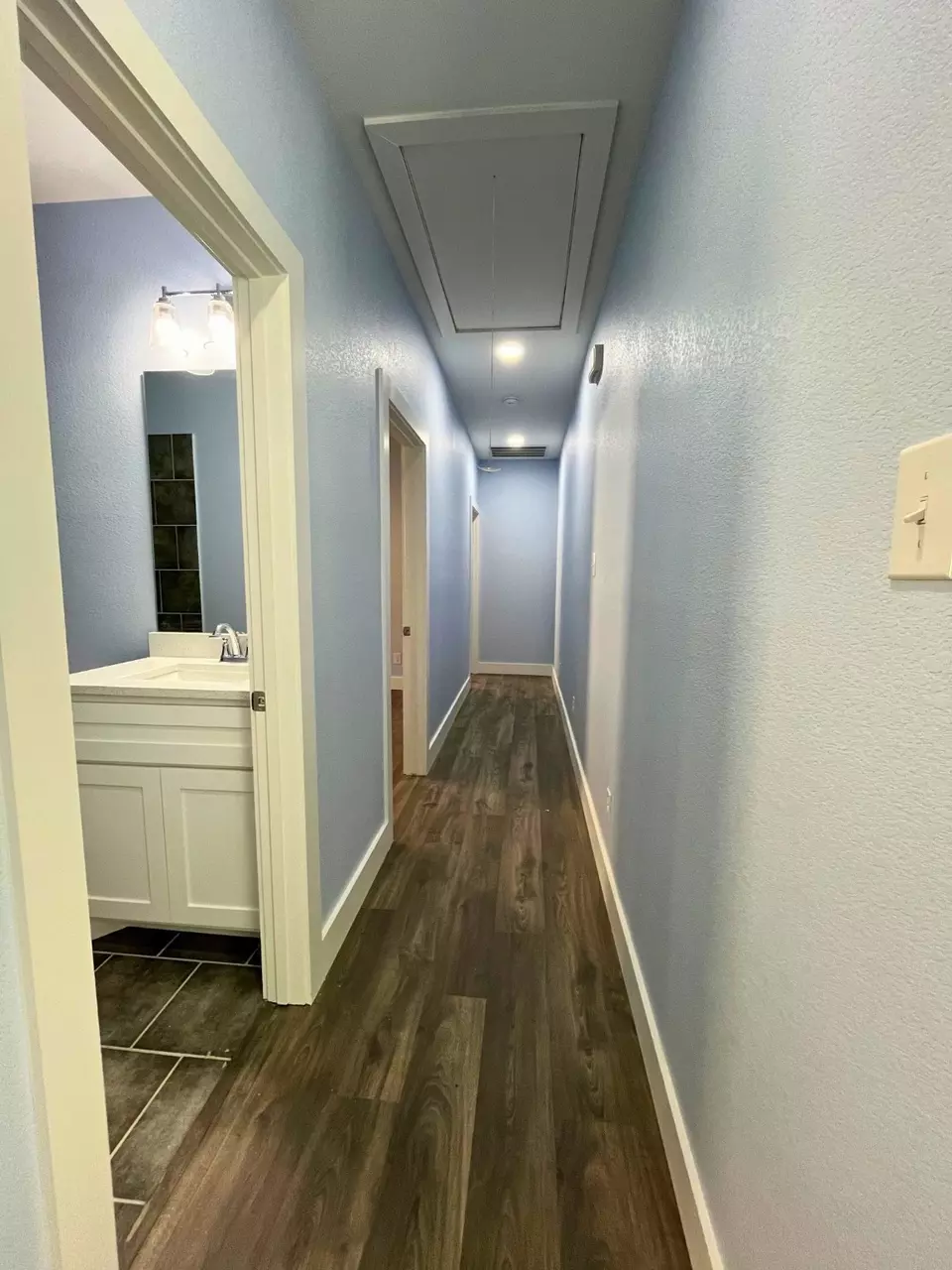 Entry Way - 1317 E Tucker St, Fort Worth, TX 76104 photo 4 of 4