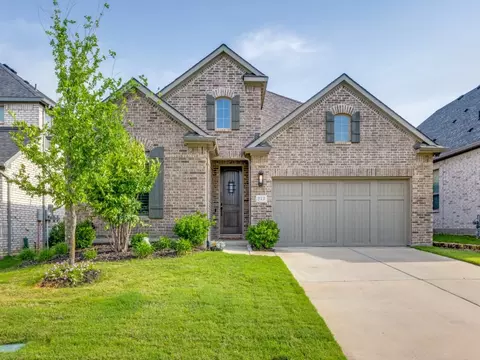 217 Fulton St, Oak Point, TX 75068