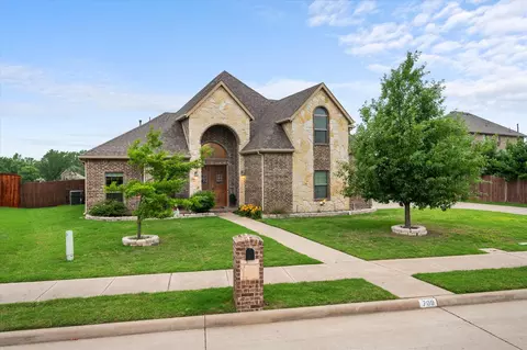 709 Ashbury Dr, Midlothian, TX 76065