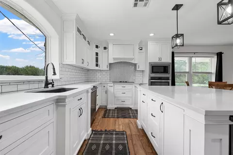 7031 Steinbeck Bend Dr, Waco, TX 76708 photo 10