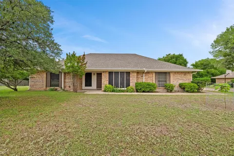 820 Castlemount St, Willow Park, TX 76087