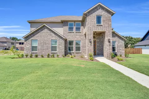 1909 Comanche Dr, Desoto, TX 75115