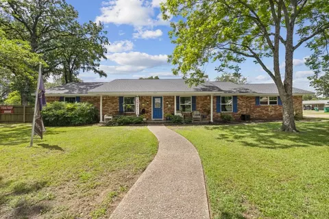 755 Southwood Ln, Fairfield, TX 75840