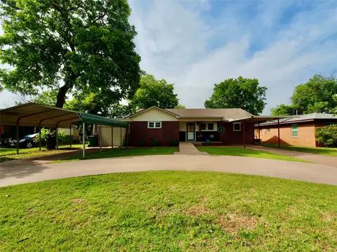 804 Austin Rd, Graham, TX 76450