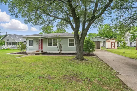 112 W Hackberry Ln, Anna, TX 75409