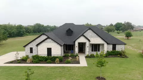120 Marcey Ln, Waxahachie, TX 75167