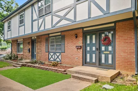 438 Westview Ter, Arlington, TX 76013