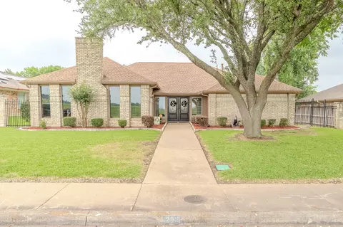 12510 Pleasant Valley Dr, Dallas, TX 75243