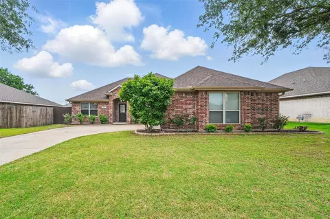 316 Village Pkwy, Crowley, TX 76036