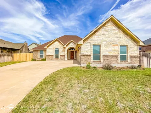 5233 Granite Cir, Abilene, TX 79606