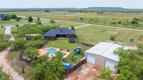 109 Fry Blvd, Tuscola, TX 79562