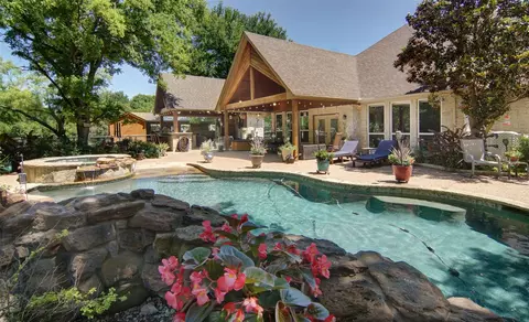 110 Bent Creek Ranch Ct, Fort Worth, TX 76126