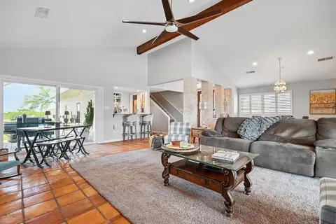 Living - 310 Foothill Rd, Abilene, TX 79602 photo 3 of 3