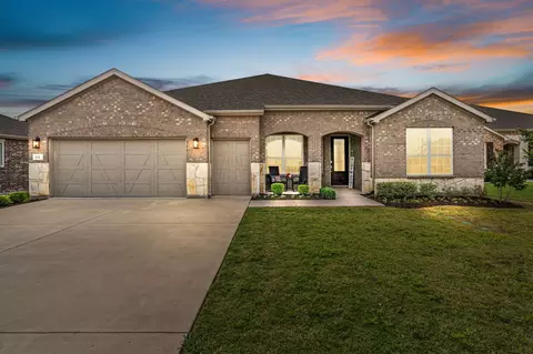712 Freedom Ln, Aubrey, TX 76227
