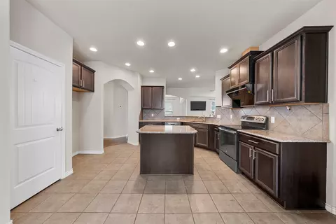 5541 Wisdom Ct, Waco, TX 76708 photo 12