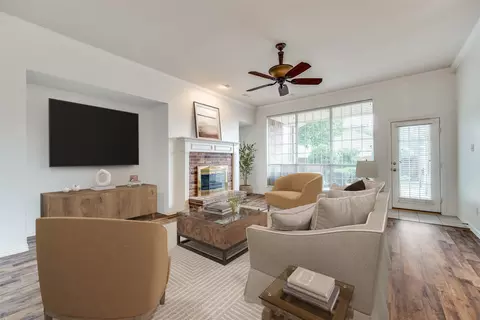 7002 Westover Dr, Rowlett, TX 75089