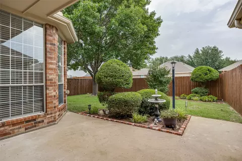 Exterior - 7002 Westover Dr, Rowlett, TX 75089 photo 2 of 7
