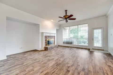 Living - 7002 Westover Dr, Rowlett, TX 75089 photo 2 of 7