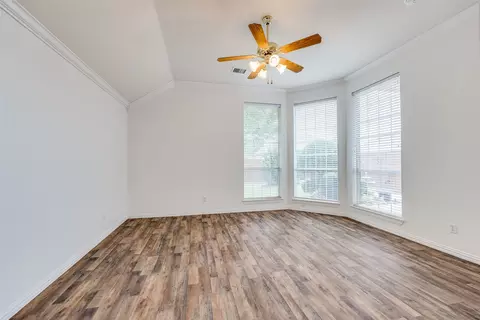 Living - 7002 Westover Dr, Rowlett, TX 75089 photo 7 of 7