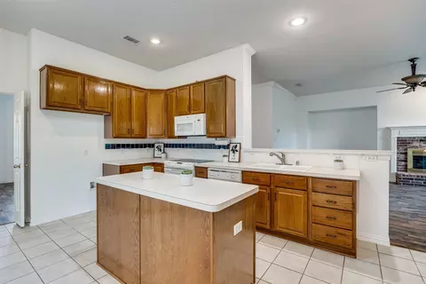 Kitchen - 7002 Westover Dr, Rowlett, TX 75089 photo 1 of 4