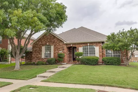 Exterior - 7002 Westover Dr, Rowlett, TX 75089 photo 4 of 7